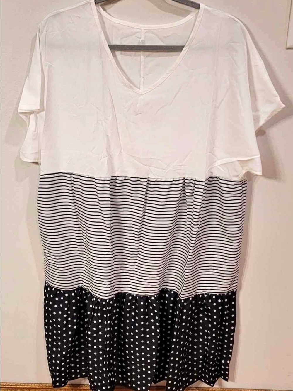 White & Black Mixed Print Short Sleeve Top Size XXL